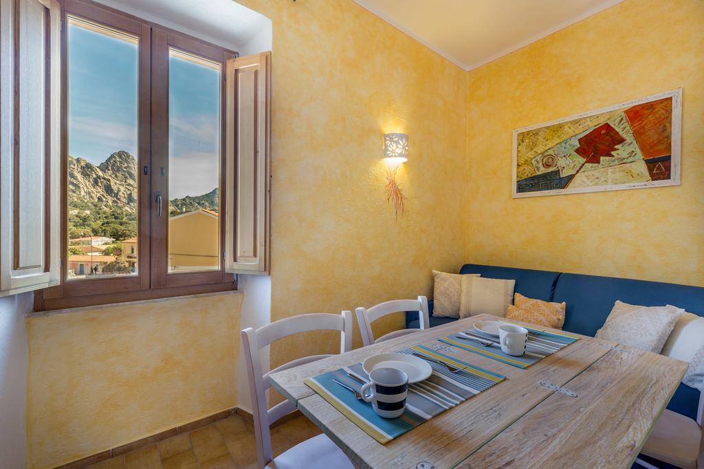 Palazzo Beddoro Apartment Сан Панталео Екстериор снимка