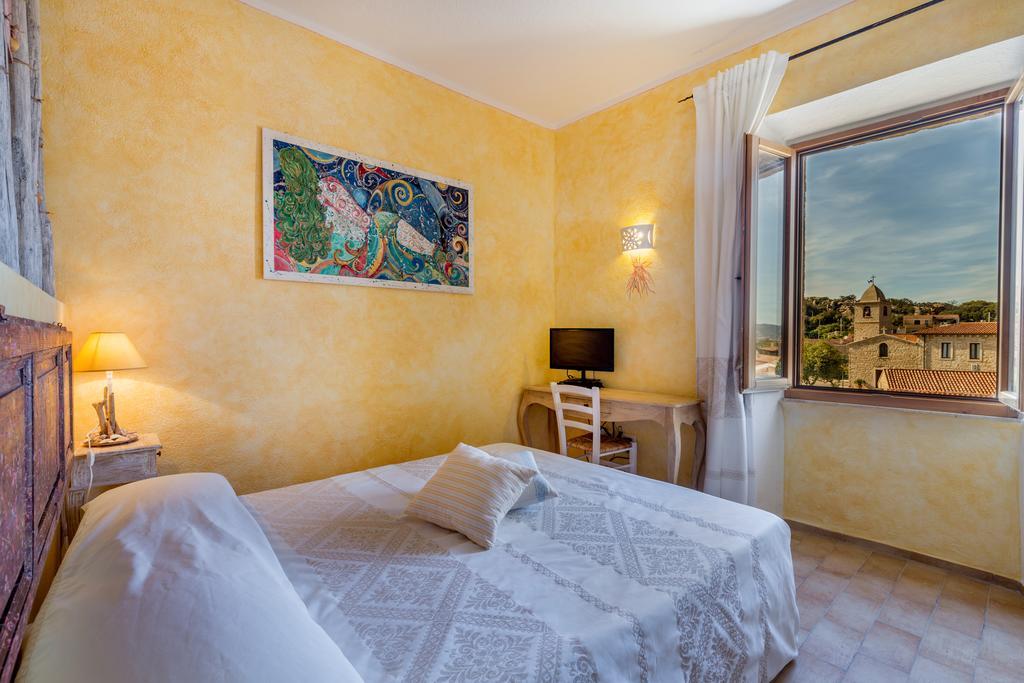 Palazzo Beddoro Apartment Сан Панталео Екстериор снимка