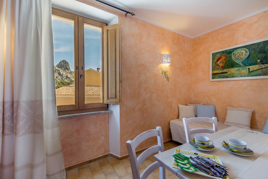Palazzo Beddoro Apartment Сан Панталео Екстериор снимка
