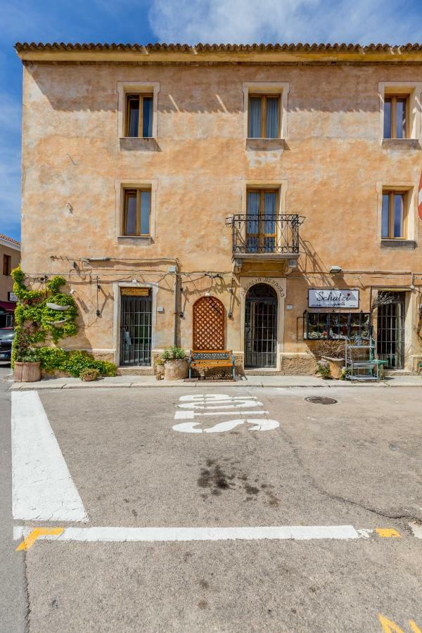 Palazzo Beddoro Apartment Сан Панталео Екстериор снимка