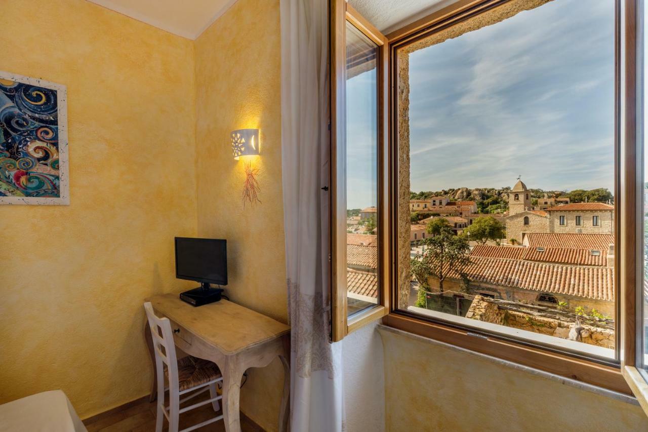Palazzo Beddoro Apartment Сан Панталео Екстериор снимка